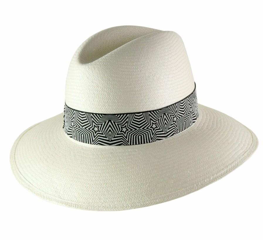 * | Borsalino Claudette